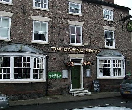 The Downe Arms Hotell Snaith Exteriör bild